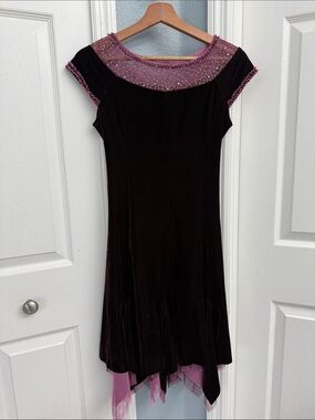 Biscotti Collezioni burgundy Velvet Dress size 16